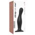 Strap-on-me Curvy L - aaltoileva, imukupilla varustettu dildo (musta)
