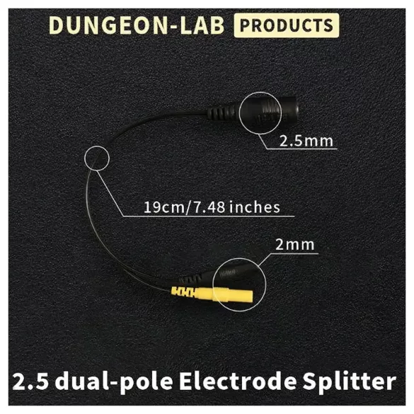 DG-LAB - elektrodijakaja 2,5 mm:n liittimestä 2 mm:n liittimeen (musta)