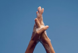 Fisting-opas: Syvä luottamus, syvempi nautinto